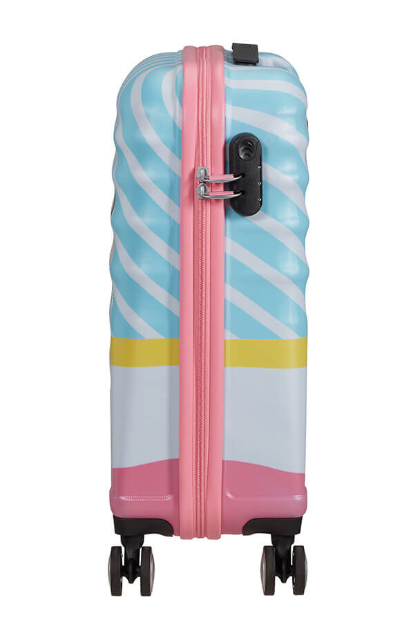 Minnie 55cm UK Luggage Wavebreaker Pink Disney Rolling Spinner Kiss |