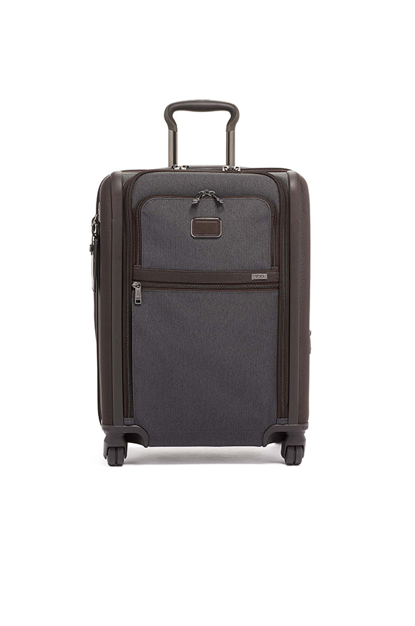 tumi spinner luggage